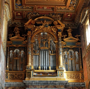 Organo-San_Giovanni_in_Laterano